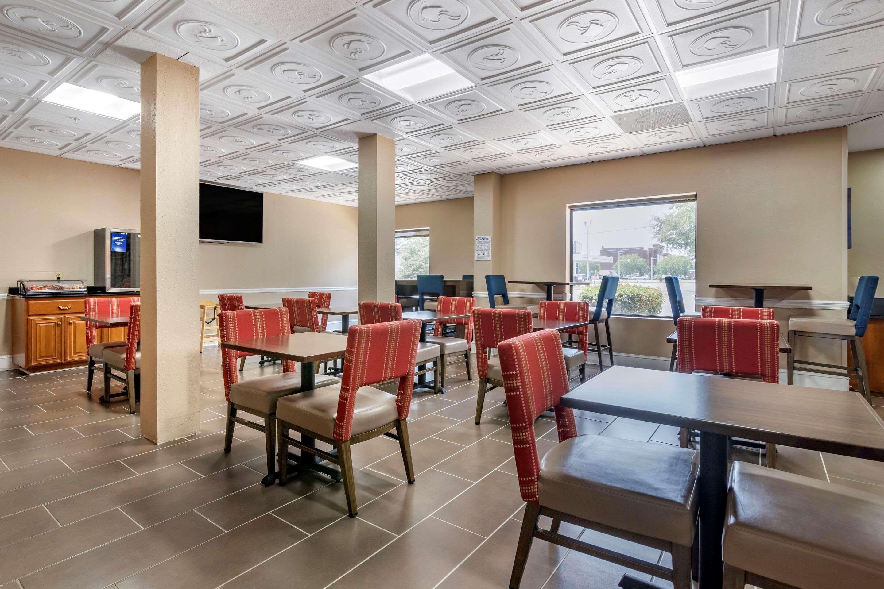 Comfort Inn & Suites Statesboro - University Area Zewnętrze zdjęcie
